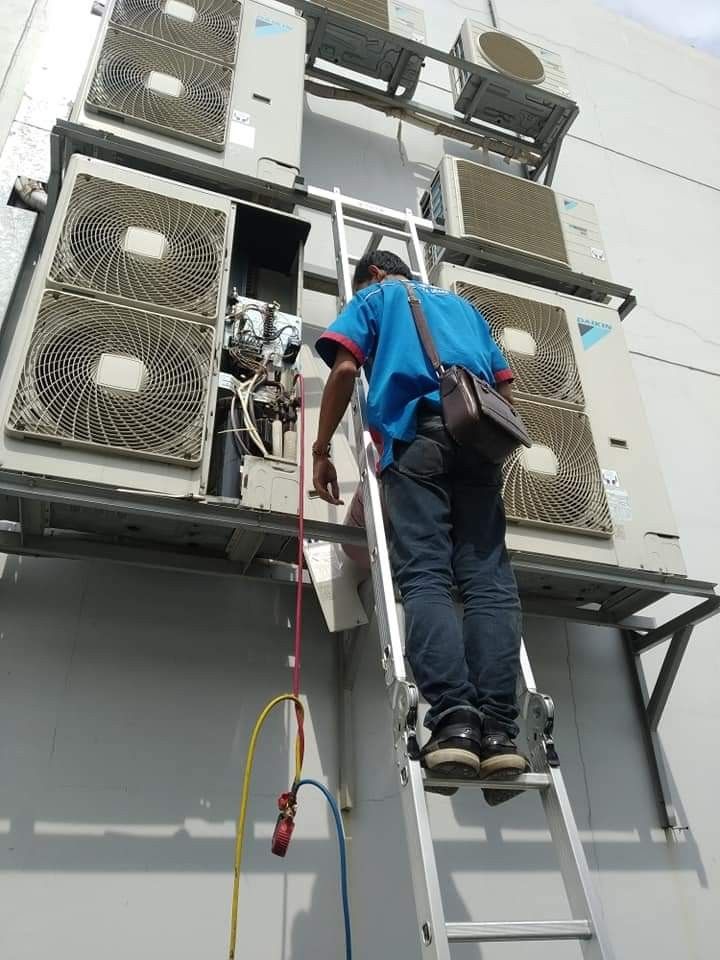 Installation VRV Daikin — toit-terrasse